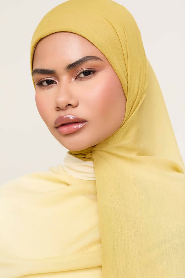 Women's Scarf 08